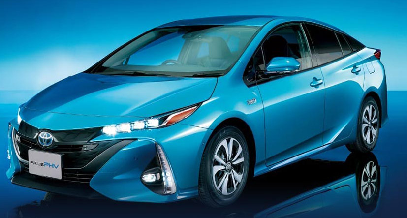 Review Mobil Seksi Toyota Prius 2023 Terbaru, Lengkap dari Mesin, Eksterior hingga Interior