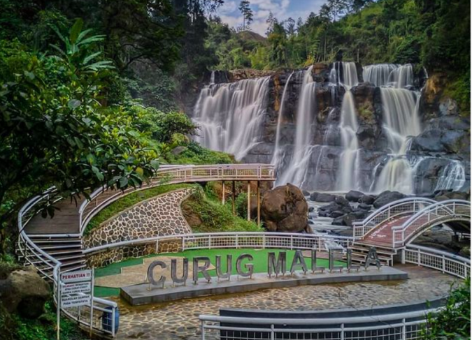  5 Destinasi Wisata Curug Paling Populer di Bandung yang Sangat Menakjubkan