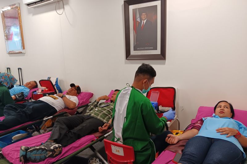 Rumah Besar Relawan Prabowo 08 Gelar Kegiatan Donor Darah