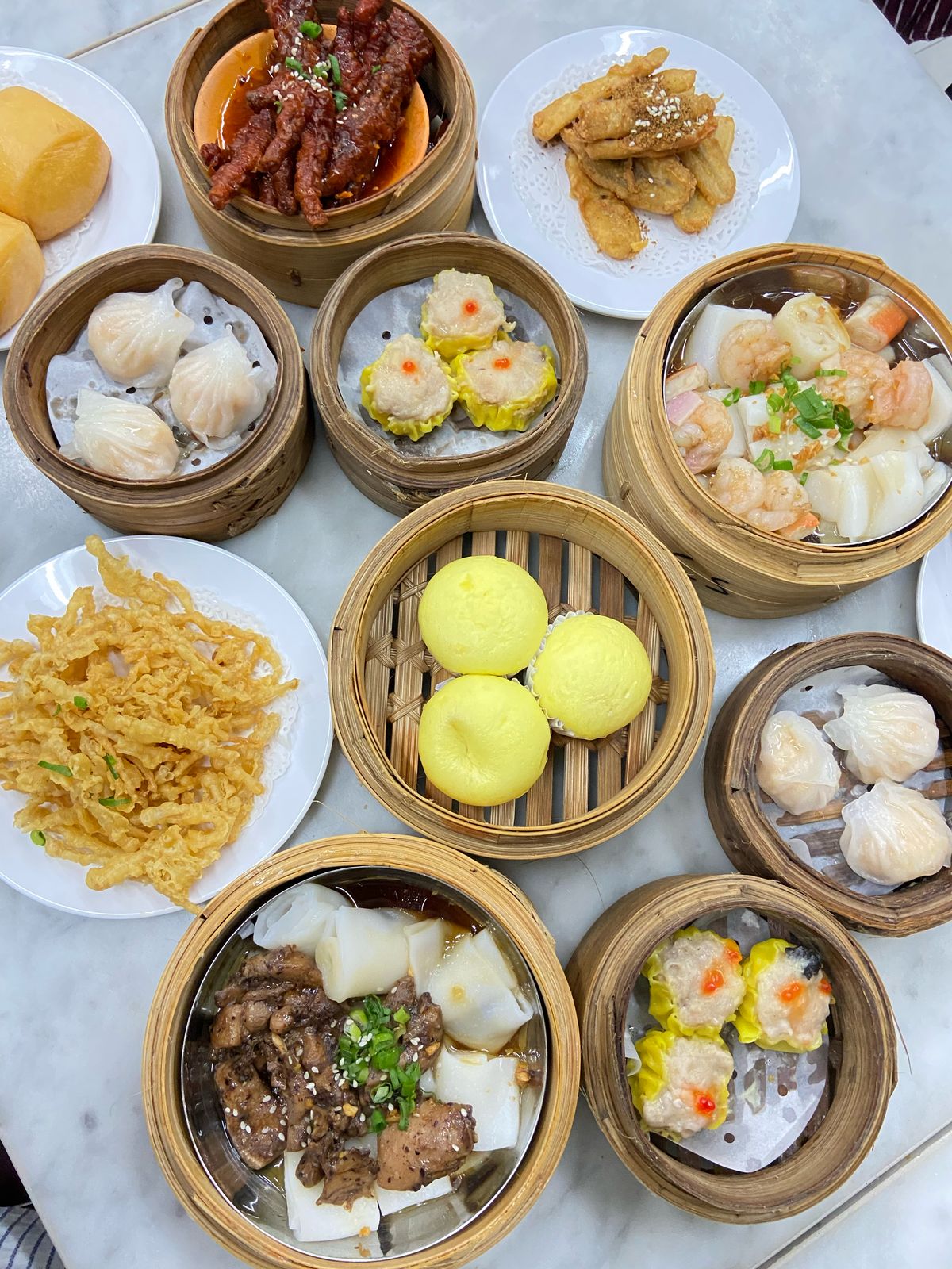 Hadir dengan Sentuhan Kuliner Hongkong, Dimsum Sembilan Ayam Sajikan Rasa Autentik!