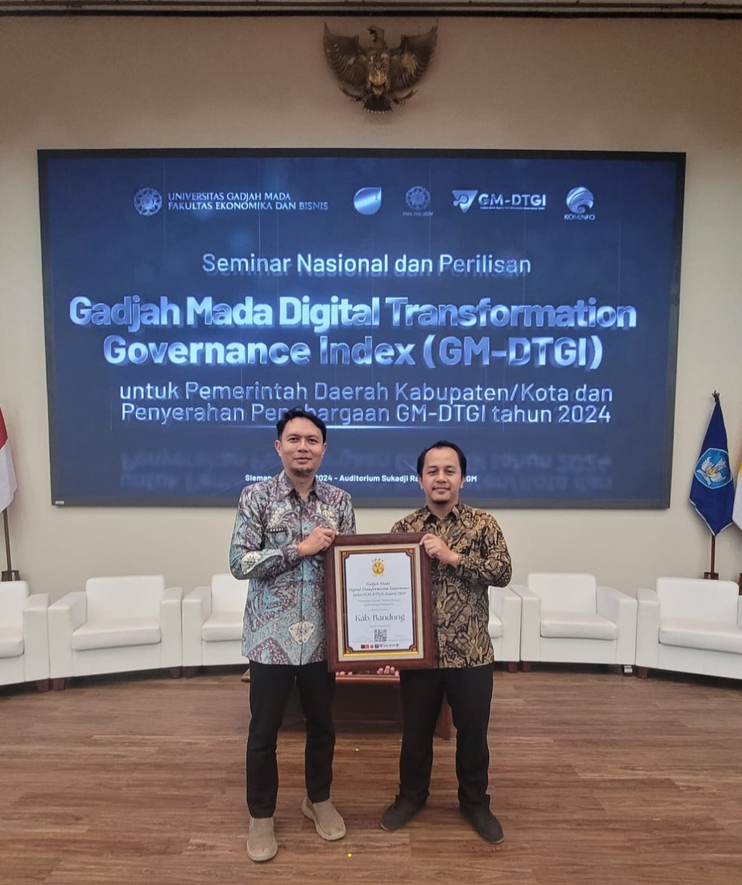 Digelar UGM dan Kemenkominfo, Pemkab Bandung Raih Penghargaan GM-DTGI Award 2024 