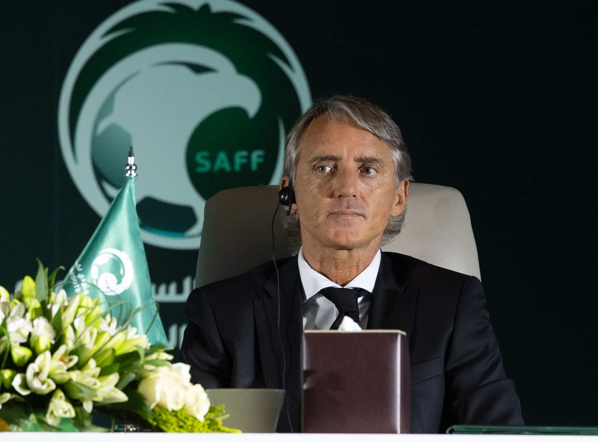 Kejar Job Menguntungkan di Timnas Arab Saudi, Roberto Mancini Dapat Pesan Menohok dari Eks Pelatih Chlesea