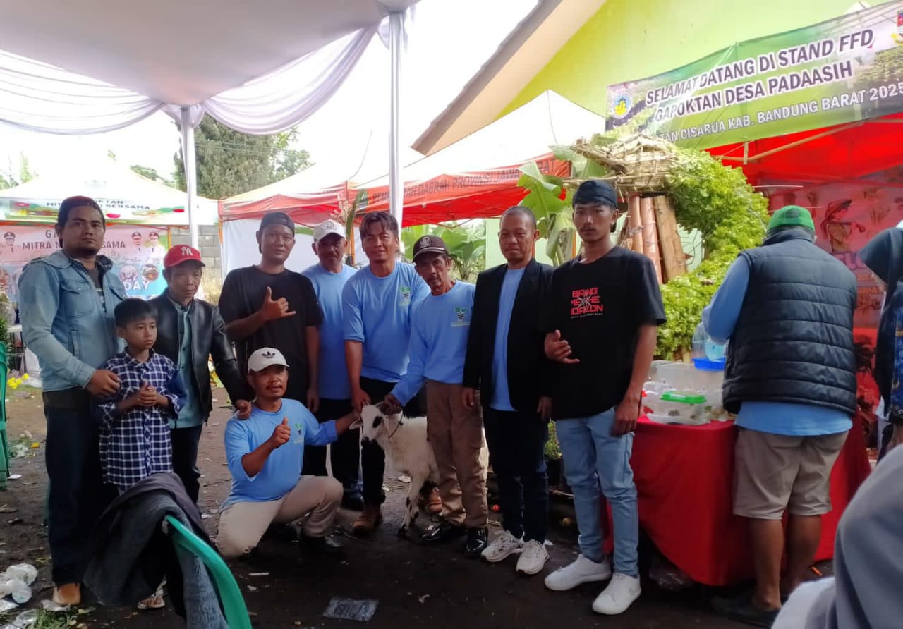 Naga Hijau Desa Padaasih Sabet Juara 1 di Fun Farmers Day BPP Cisarua KBB