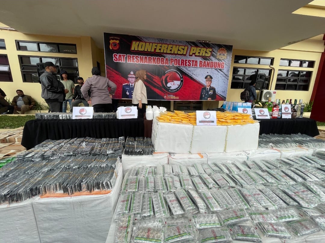 Januari Hingga Mei 2025, Polresta Bandung Ringkus Puluhan Tersangka dan Sita Dua Juta Butir Obat Terlarang