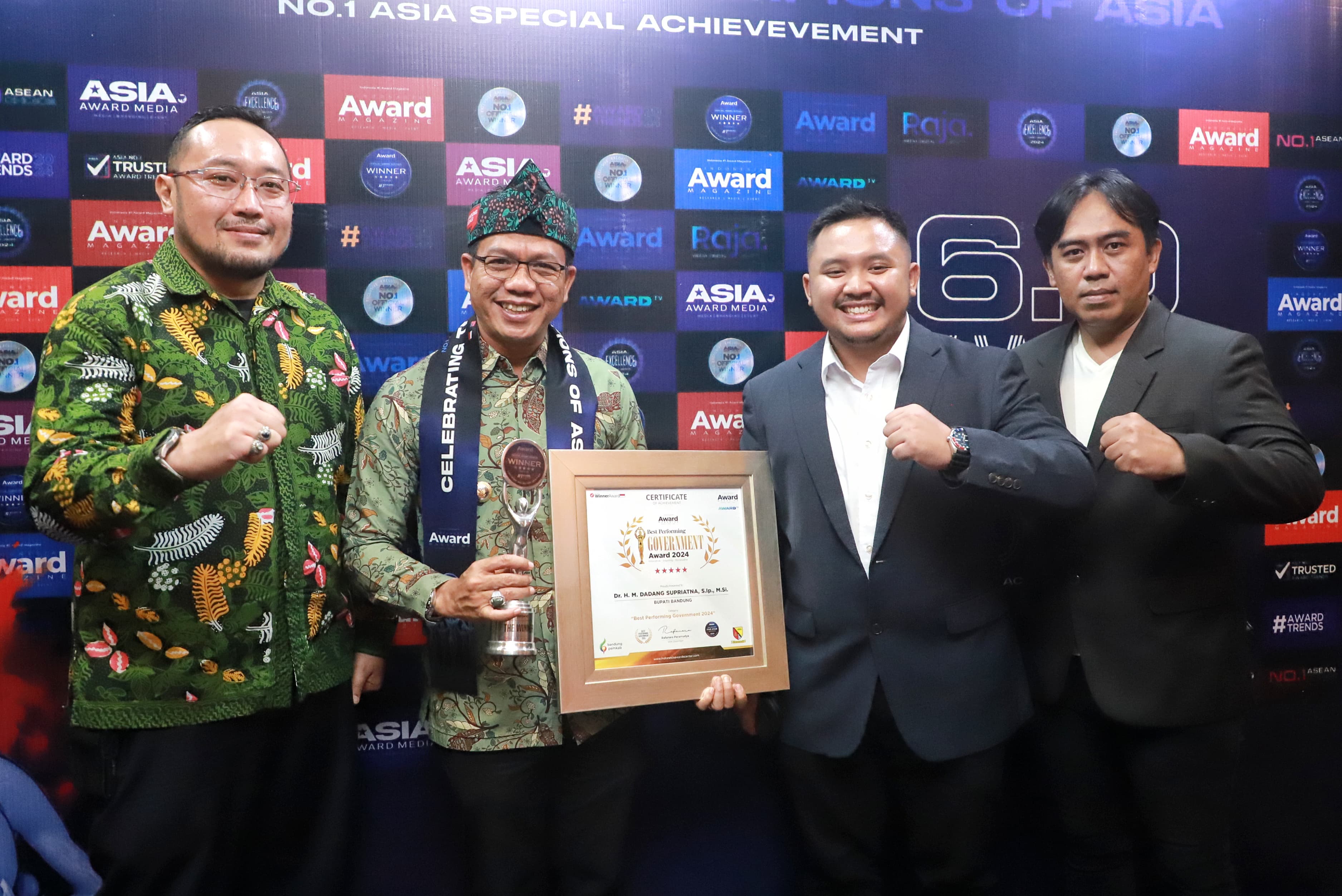 Bupati Bandung Dadang Supriatna Raih Penghargaan Bergengsi Tingkat ASEAN