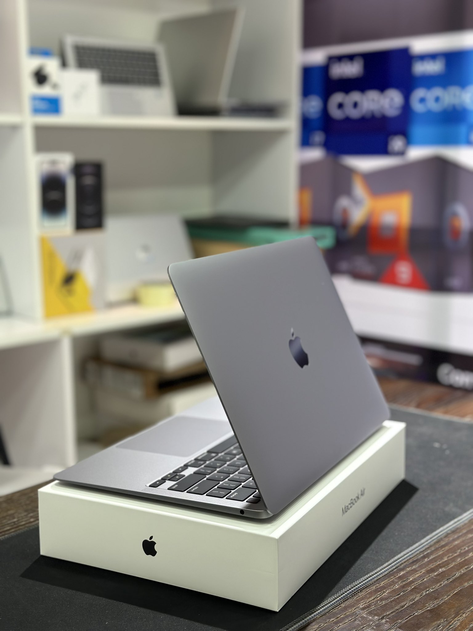 Harga Turun Drastis! MacBook Air M1 Laptop Kualitas Terbaik, Harganya Jadi Segini
