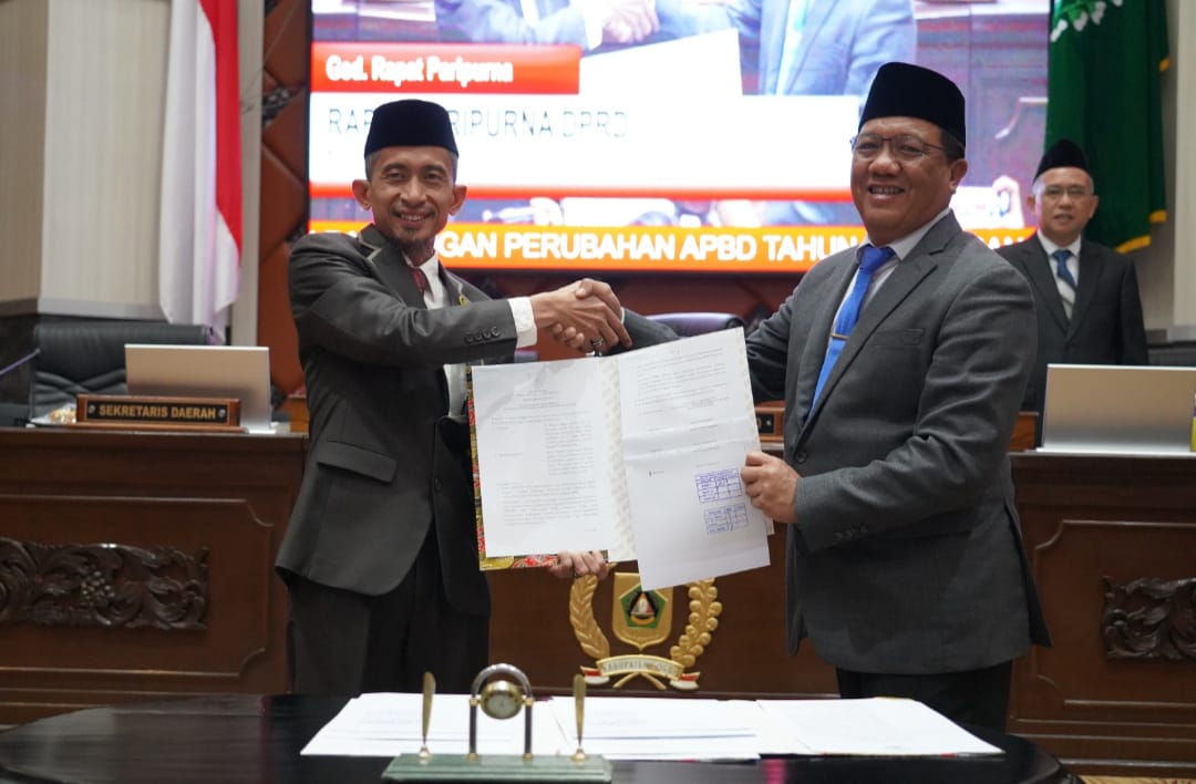 Rapat Paripurna, Pemkab Bogor dan DPRD Bahas Perubahan APBD