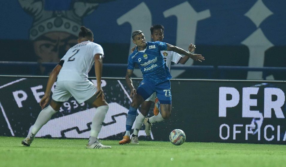 Hasil Liga 1 Hari Ini Minggu (10/12/2023): Madura United Pesta Gol, Rekor Unbeaten Persib Bandung Terhenti