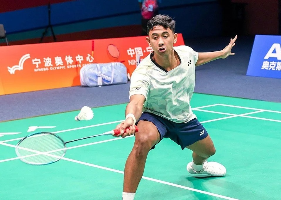 Alwi Farhan Menang Dramatis atas Justin Hoh, Lolos ke 16 Besar BAC 2026
