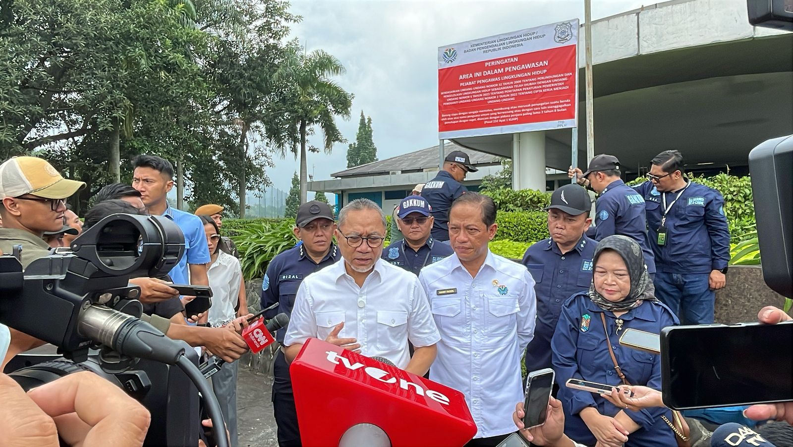 Respons Menteri Zulhas Soal Giat Penyegelan Bersama Menteri LH