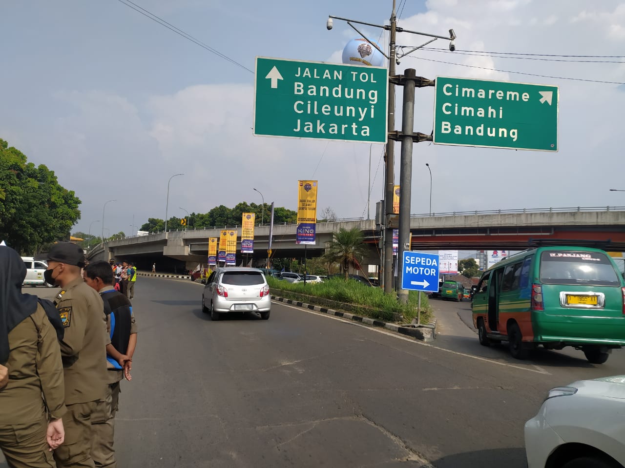 Malam Takbiran Idul Fitri Arus Mudik di Jalan Padalarang Longgar