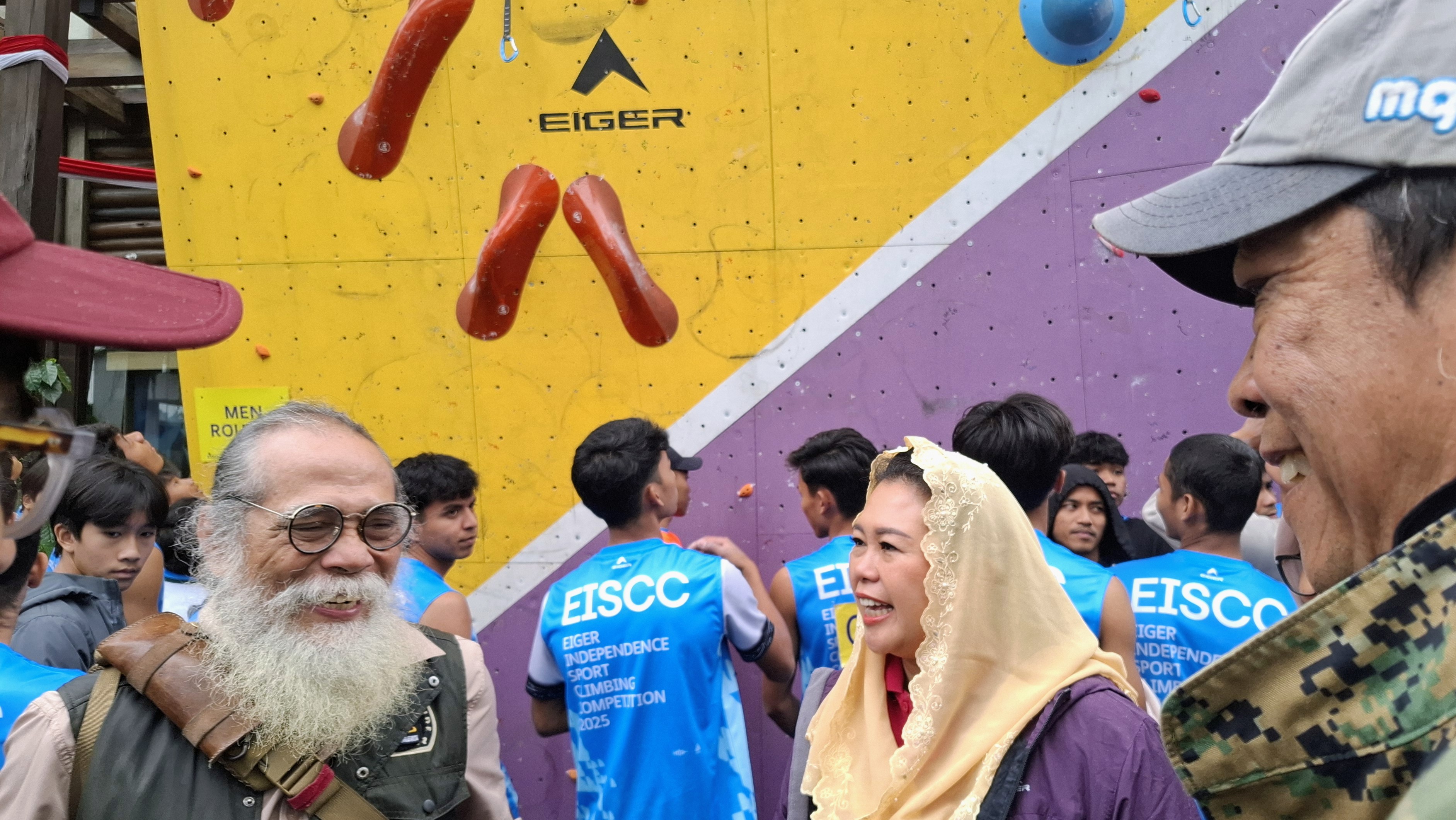 Dimulai Hari Ini! EIGER Buka Kompetisi Panjat Tebing EISCC 2025 Ratusan Atlet Panjat dari Seluruh Indonesia