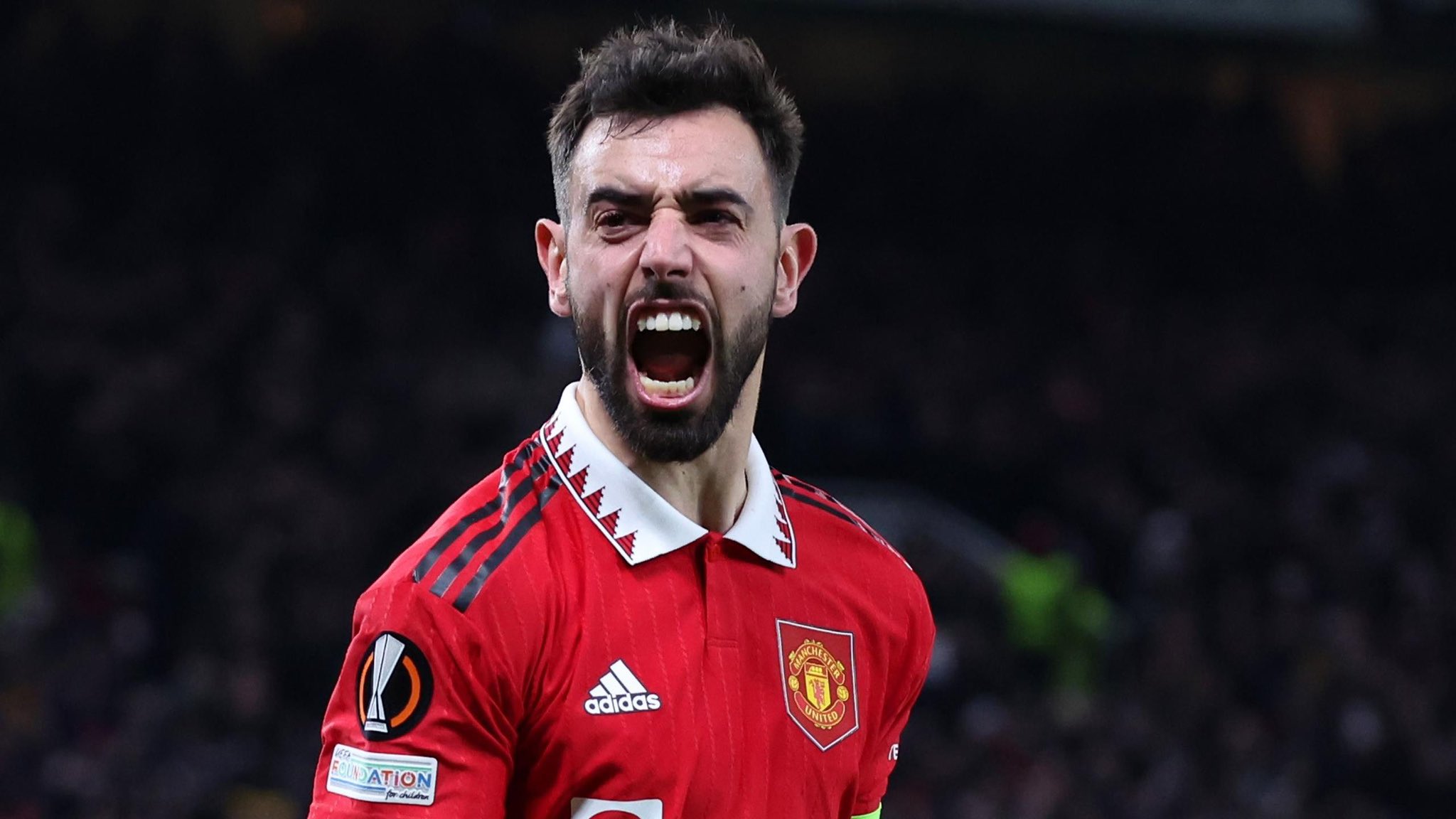 Bruno Fernandes Dicap Tak Layak Jadi Kapten MU