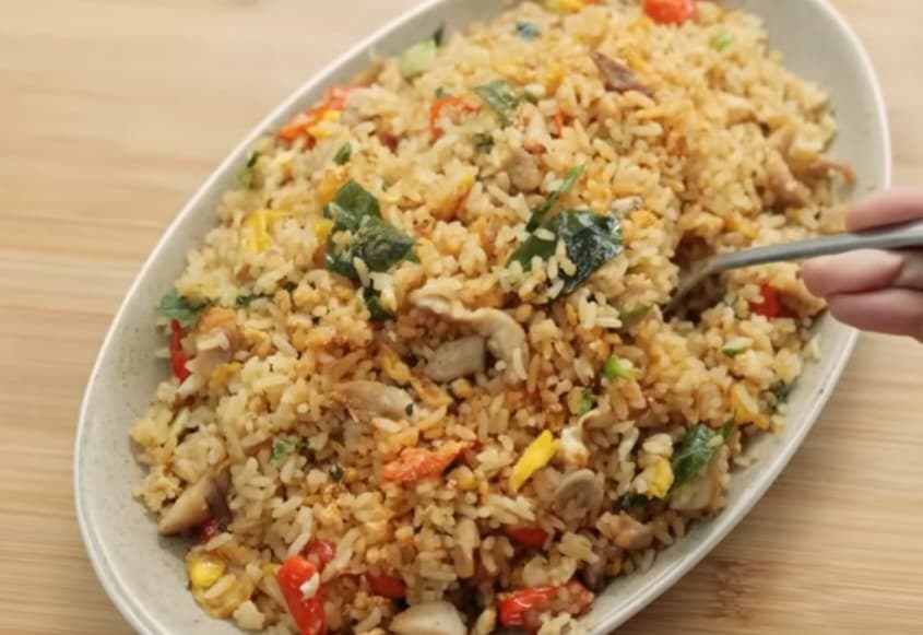 Nasi Goreng Telur Asin Cocok sebagai Menu Sarapan dan Makan Malam, Ini Resepnya! Fix Enak dan Mengenyangkan