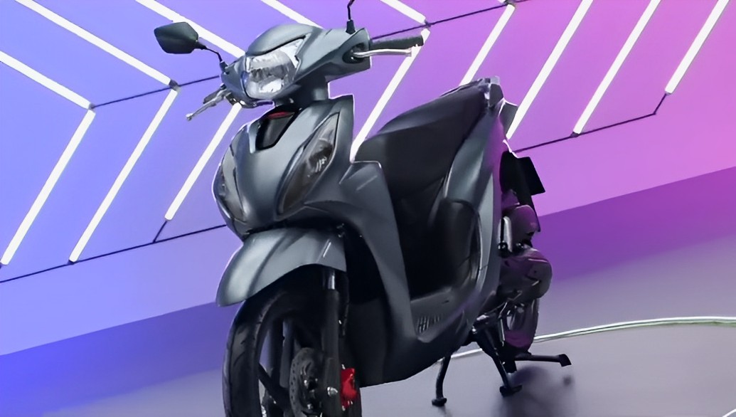 Sambut Supra Skuter! Honda Merilis Model Terbaru Honda Supra 125 Matic dengan Sentuhan Modern!