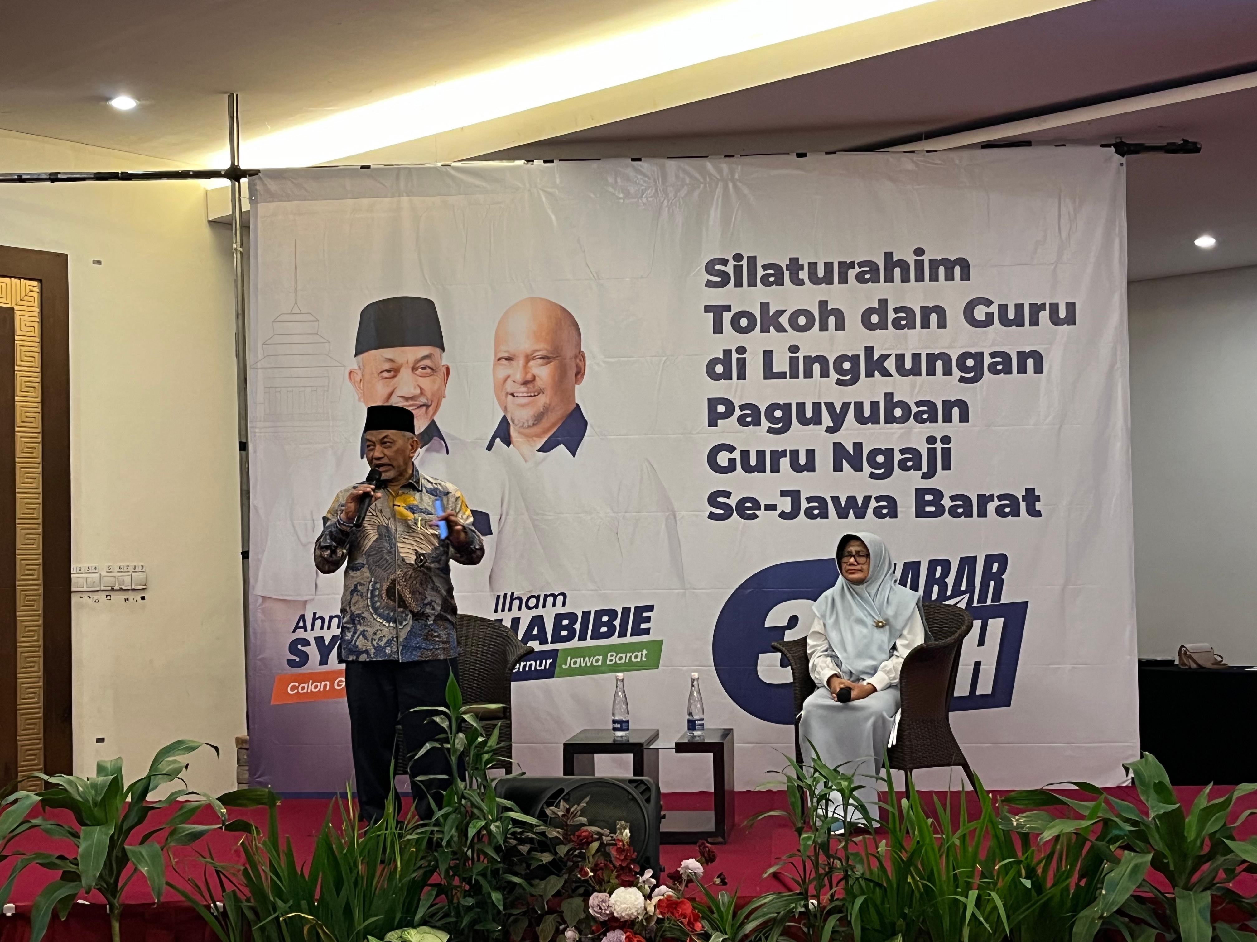 Pasangan ASIH Komitmen Lanjutkan Program Aher Berikan Insentif untuk Guru Ngaji