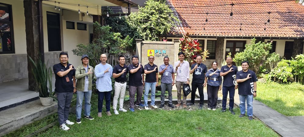Jalin Kolaborasi Komunikasi Digital PLN Icon Plus SBU Regional Jawa Barat Gelar Media Visit