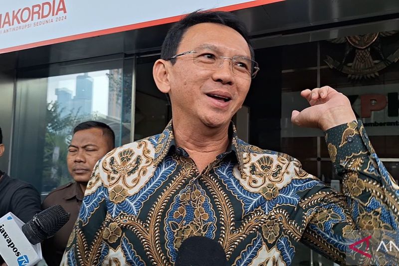 KPK Periksa Ahok Terkait Kerugian Rp5,4 Triliun dalam Proyek Pengadaan LNG