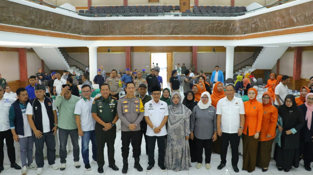 Bupati Bandung Ucapkan Selamat Atas Pelantikan Pengurus PWI dan IKWI Kabupaten Bandung, Ini Harapannya