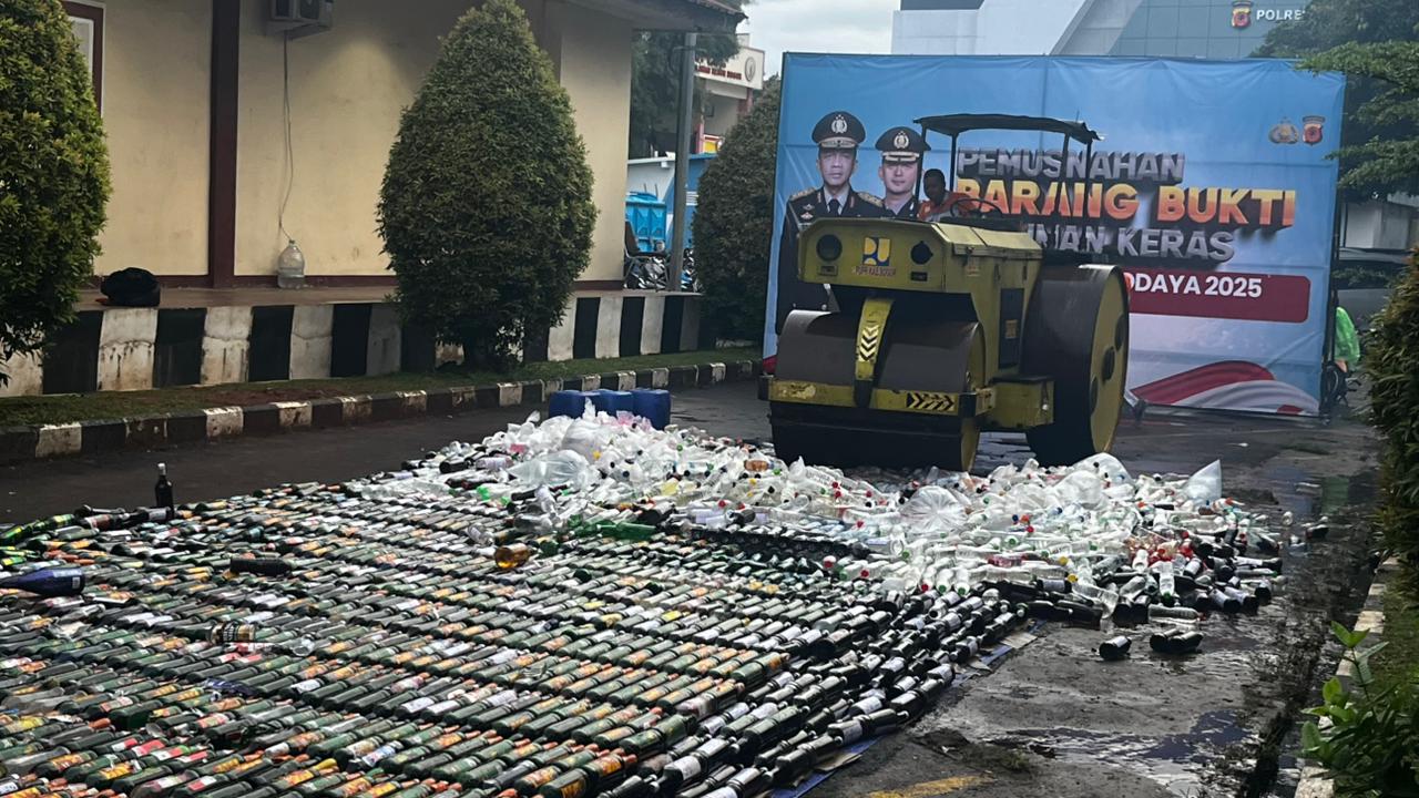 Sekitar 10 Ribu Jenis Miras Dimusnahkan Polres Bogor