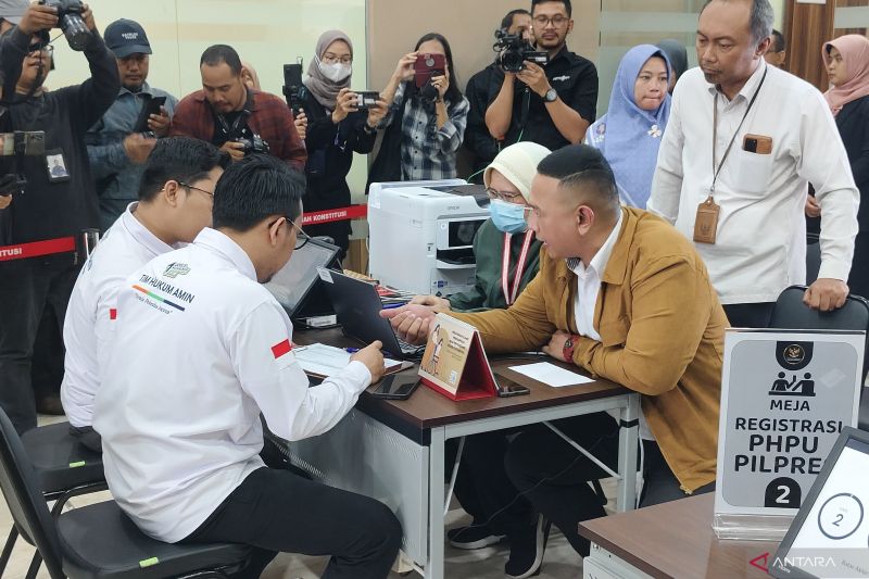 Tim Hukum Anies-Muhaimin Secara Resmi Daftarkan Gugatan Pemilu ke Mahkamah Konstitusi 