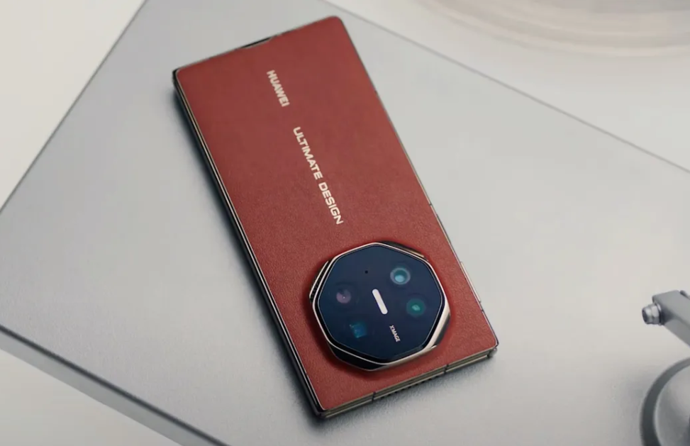 Resmi Terdaftar di Toko Online, Huawei Mate XT Tawarkan Desain Lipat Tiga dan Memori Luas