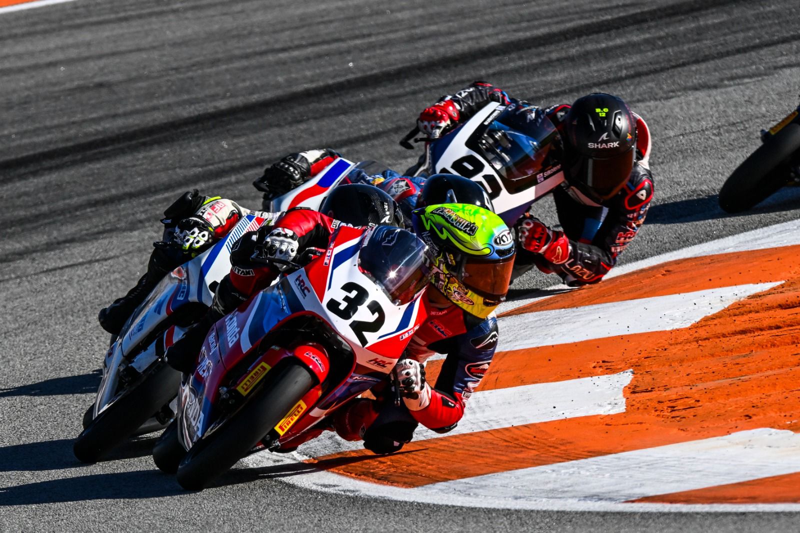 Veda dan Ramadhipa Tutup Musim 2025 di Eropa dengan Capaian Membanggakan