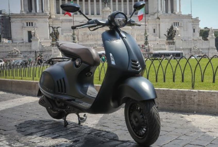 Diklaim Paling Eksklusif, Vespa 946 Emporio Armani Skuter Super Stylish dan Canggih dengan Mesin 155cc!