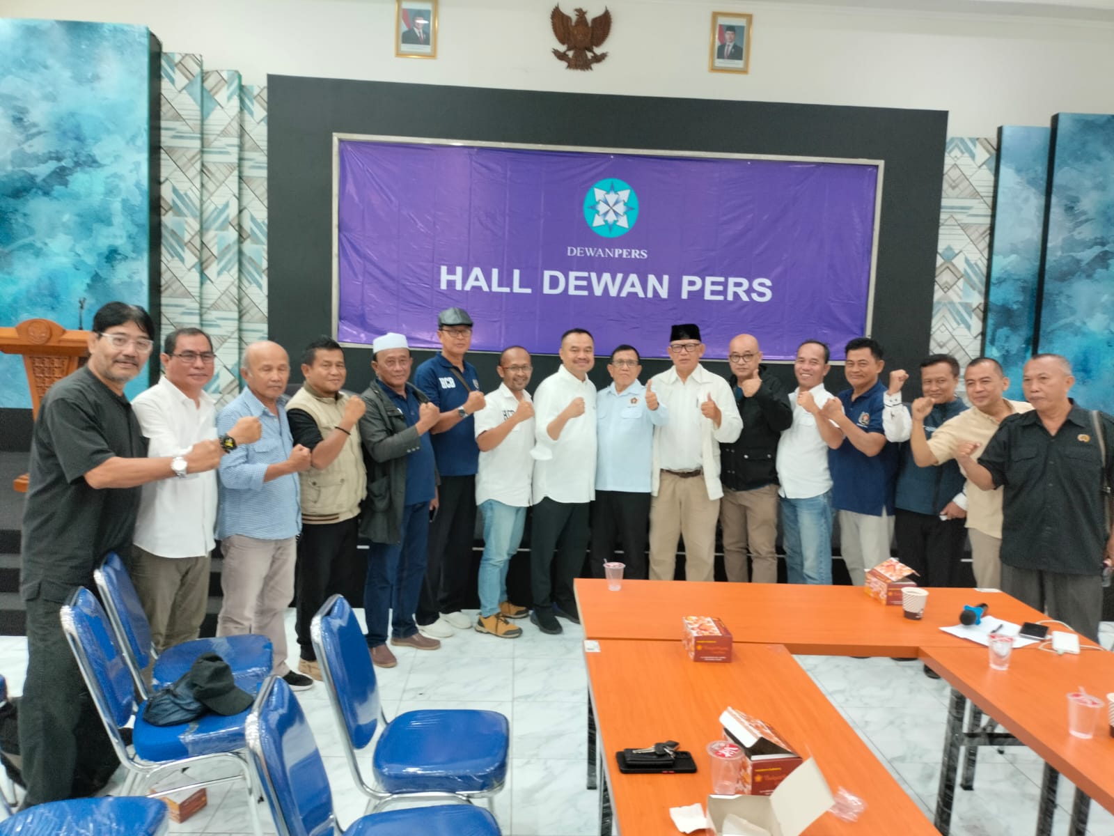 Sah, Hendry CH Bangun Calon Ketua PWI Pusat Usai Mendaftarkan Dirinya.