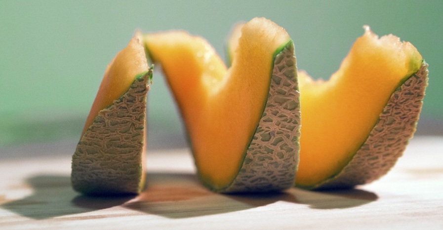 8 Manfaat Melon Jingga untuk Kesehatan yang Harus Kamu Tahu