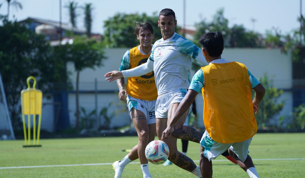 Jelang Bali United vs Persib: Tekad Alberto Rodriguez Redam Produktivitas Gol Serdadu Tridatu