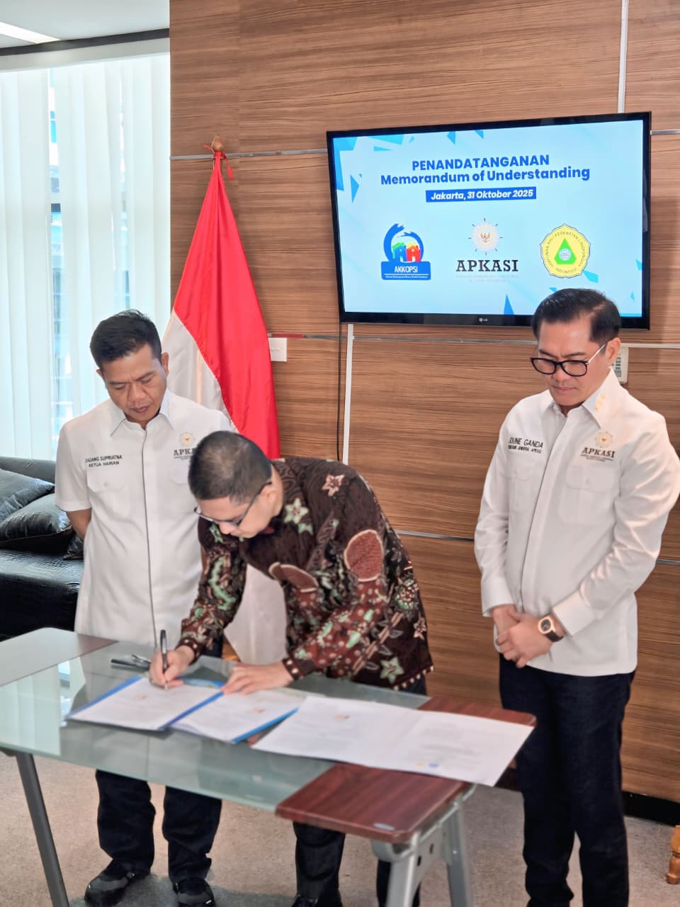 APKASI Gandeng AKKOPSI dan HAKLI Percepatan SLHS dan Cegah Keracunan MBG    