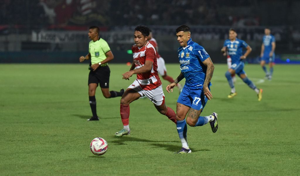 Breaking News! Persib Bandung Juara Liga 1 Indonesia 2023/2024 usai Taklukkan Madura United