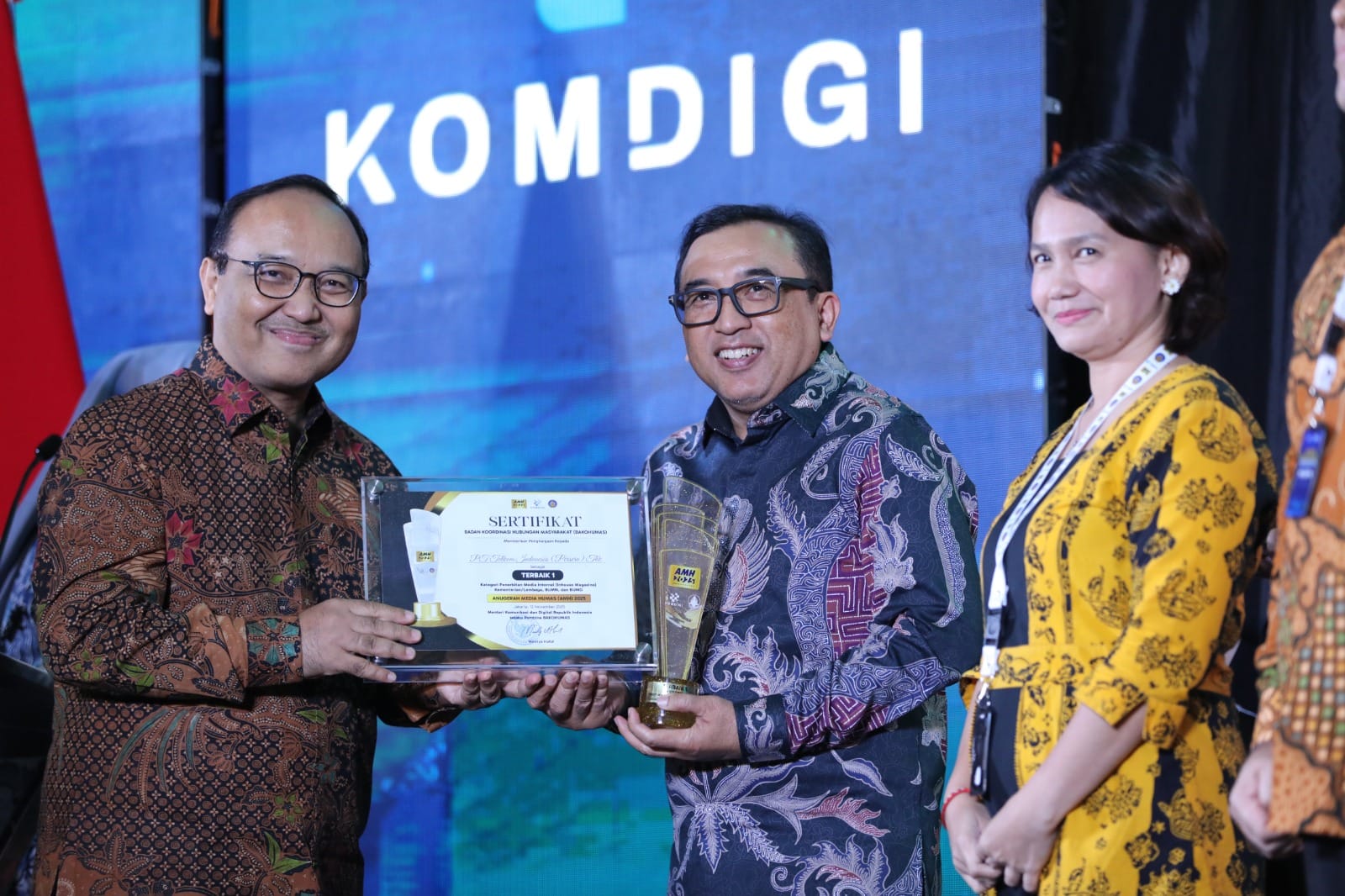  Telkom Raih 2 Penghargaan Terbaik dalam Ajang Anugerah Media Humas - Komdigi 2025