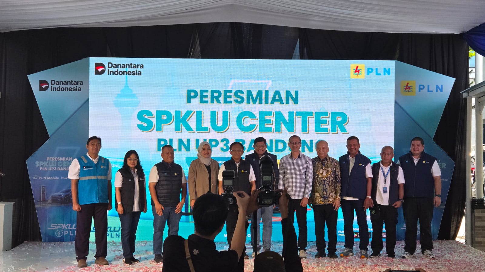 Perkuat Kesiapan Infrastruktur Kendaraan Listrik, PLN Icon Plus Dukung Peresmian SPKLU Center UP3 Bandung