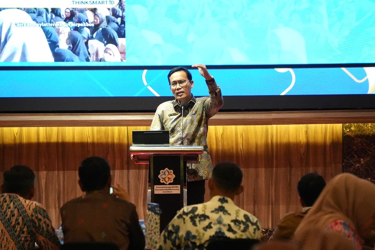 Sesmendukbangga Evaluasi Pelaksanaan 5 Program Prioritas Quick Wins 2025 di Jawa Barat