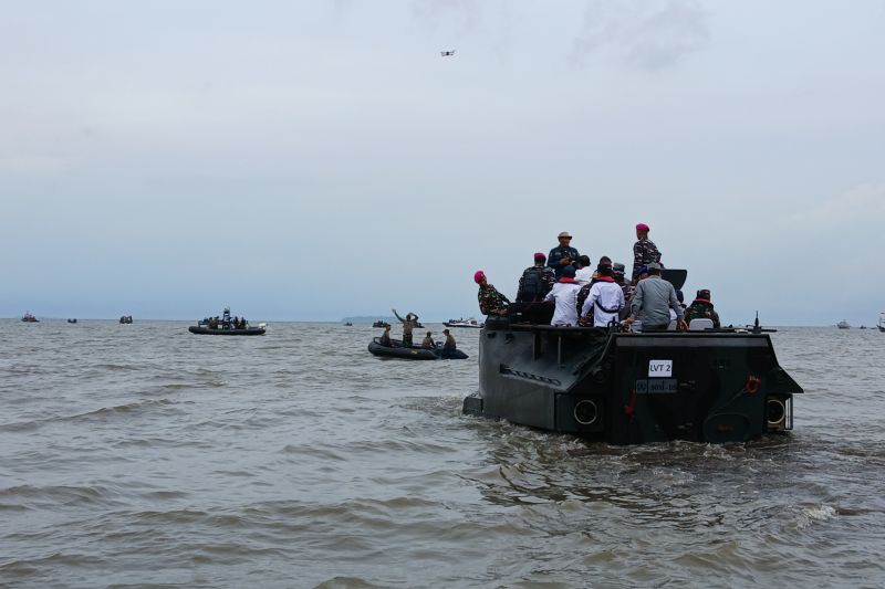 Aksi Gabungan 1.500 Personel untuk Bongkar Pagar Laut Sepanjang 30 Kilometer di Tangerang