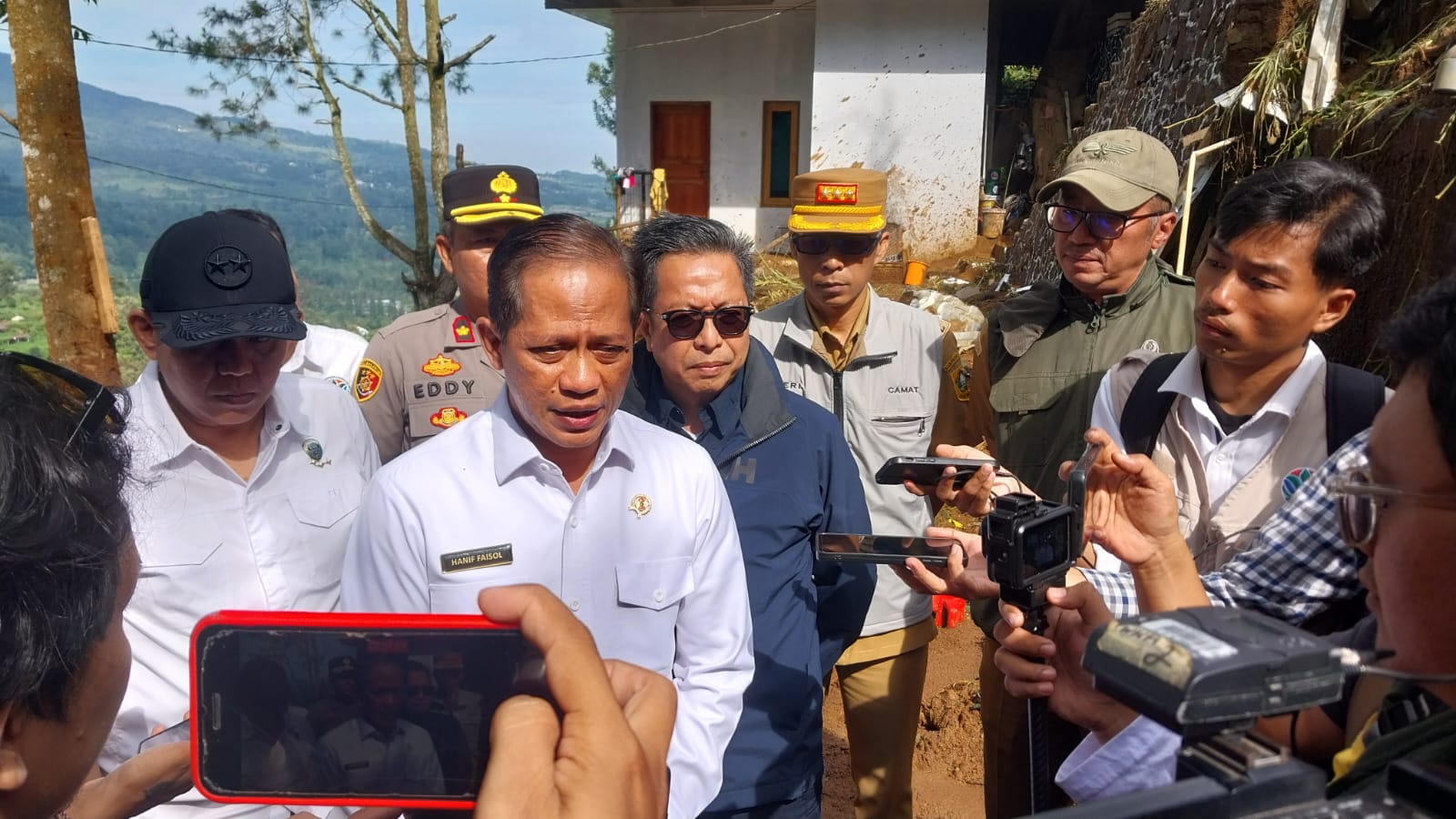 Menteri Lingkungan Hidup: Rp1,5 Juta Hektare Kawasan Lindung di Jawa Barat Hilang