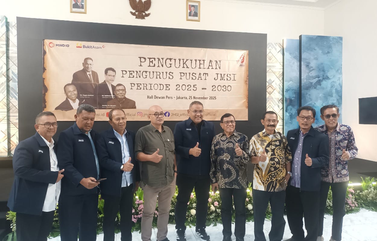 Dahlan Iskan Dikukuhkan sebagai Dewan Pembina JMSI, Diharapkan Jadi Contoh dan Inspirasi Dunia Media