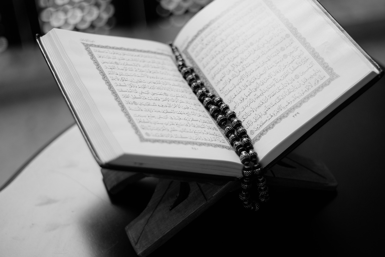 5 Keutamaan Membaca Al-Quran di Bulan Ramadhan, Mendapat Pahala Berlipat Ganda