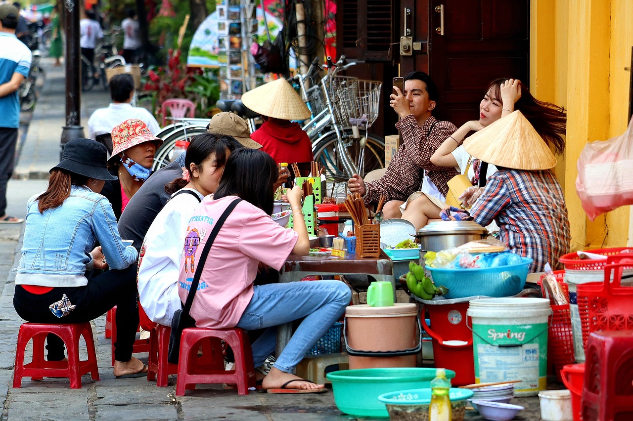 7 Jajanan Kaki Lima Paling Terkenal di Bandung, Kamu Wajib Coba!