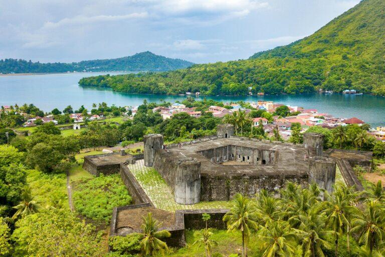 Eksotisme dan Fakta Menarik tentang Banda Neira Permata di Tengah Maluku