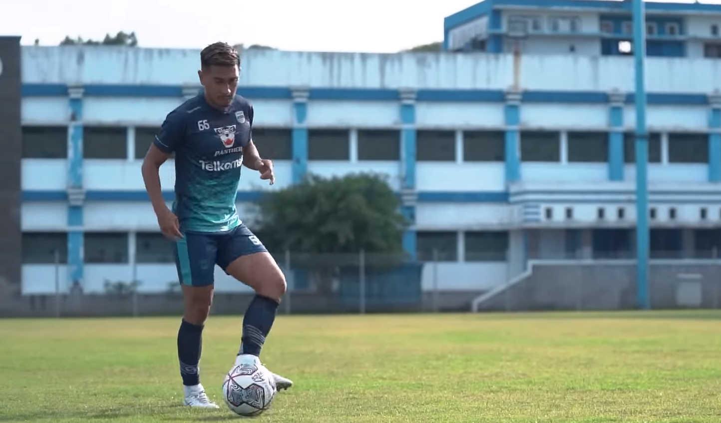 Daisuke Sato Siap Memulai Debut dengan Persib