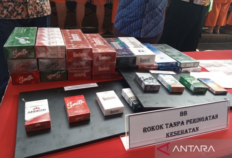 Polresta Cirebon Sita 681 Bungkus Rokok Tanpa Label Peringatan Kesehatan