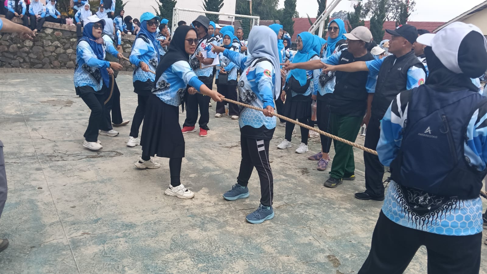 Peringatan HUT PGRI ke-80 dan Hari Guru Nasional yang dilaksanakan PGRI Cabang Cisarua 