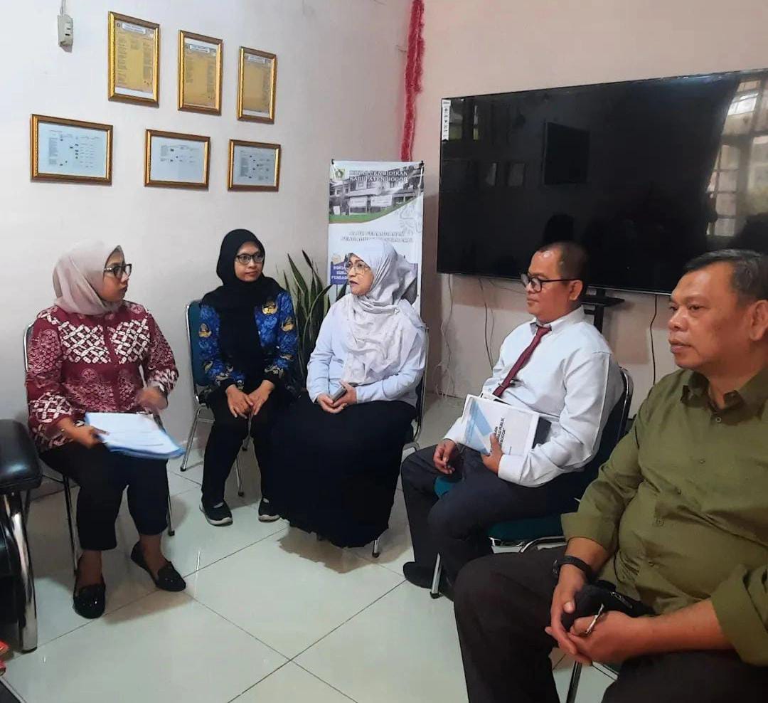 Komisi Informasi Jabar Monitoring PPID Disdik Kabupaten Bogor: Tingkatkan Kualitas Pelayanan