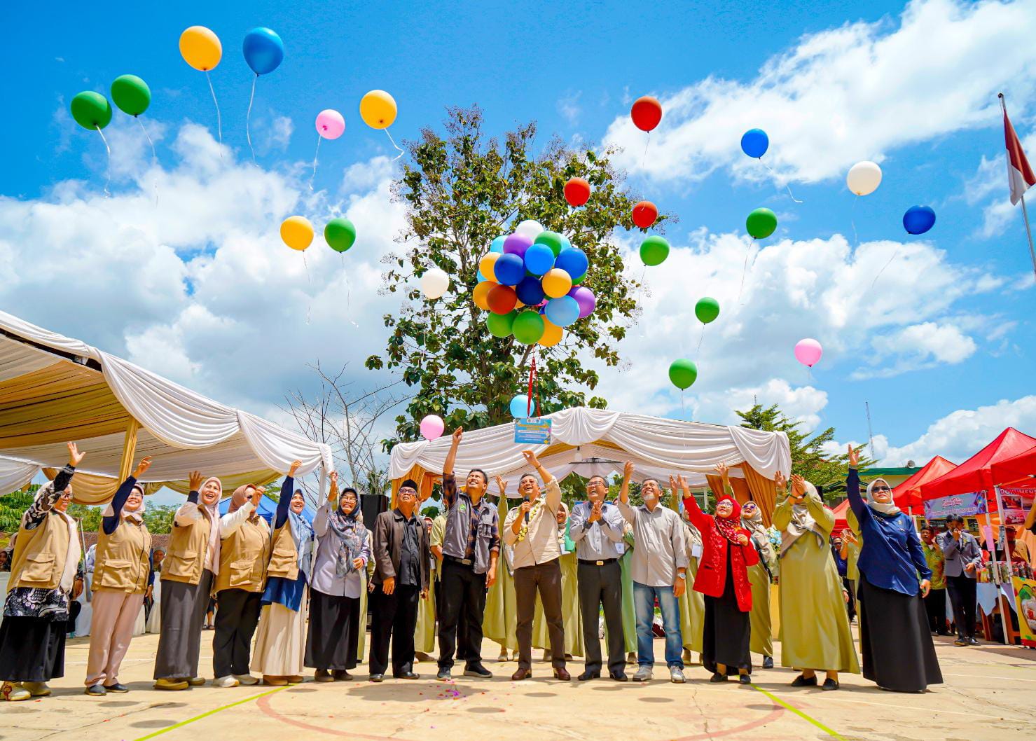 Plh. Kadisdik Jabar Buka Kegiatan 'Gelar Aksi dan Lomba Kreativitas SMA Terbuka' di SMAN 1 Karangnunggal