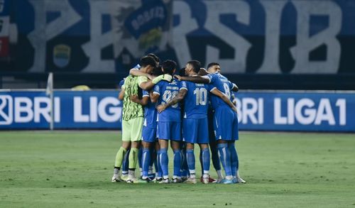 Link Live Streaming Persib vs Barito Putera Liga 1 2025: Sempurnakan Pesta Juara Sib!
