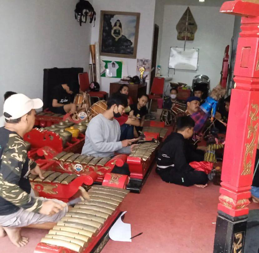 DKKC Kota Cimahi Terus Melestarikan Budaya Melalui Pertunjukan Seni