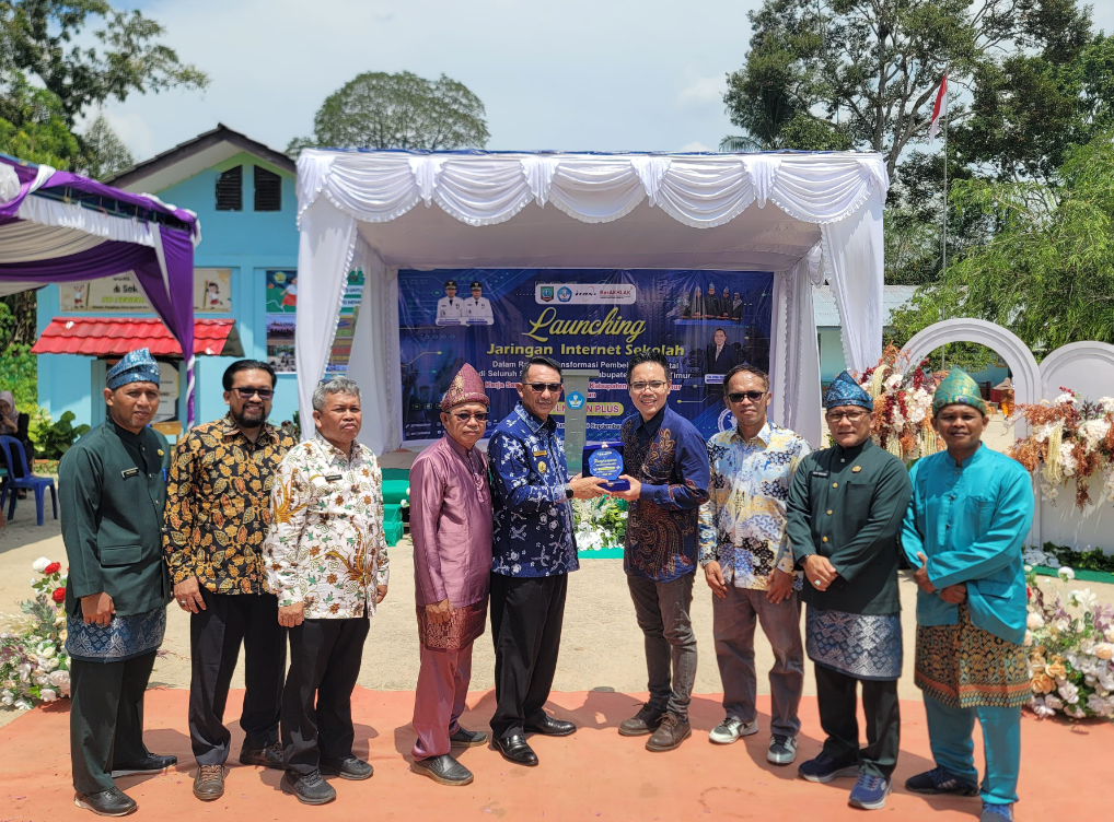 PLN Icon Plus Hadirkan Jaringan Internet Sekolah di Belitung Timur, Dorong Pembelajaran Digital!